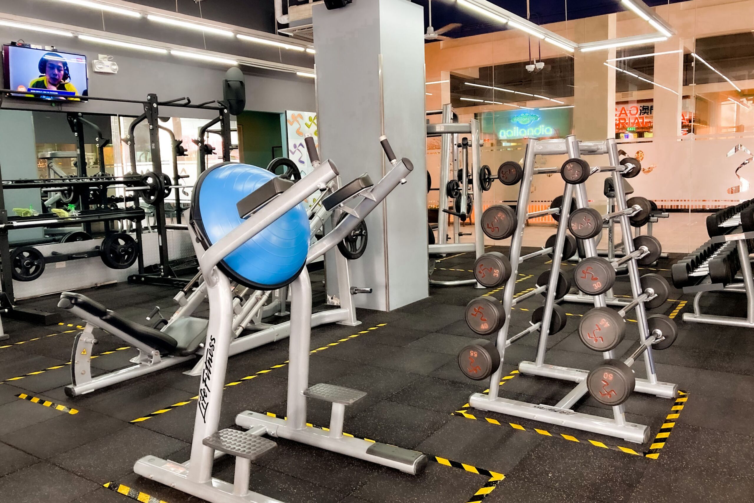 advertise fitness brand Dubai gyms